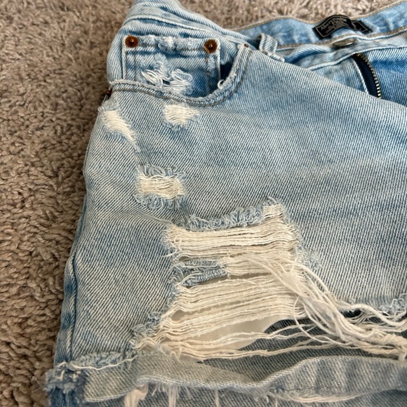 Abercrombie high rise shorts - Picture 3 of 4